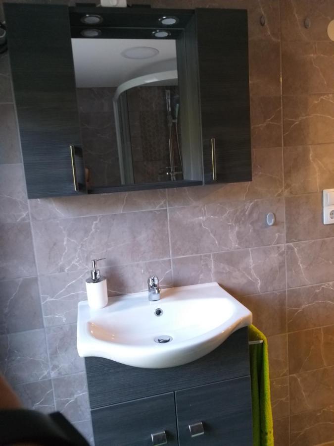 Zalan Vendeghaz Hotel Csaszartoltes Ngoại thất bức ảnh