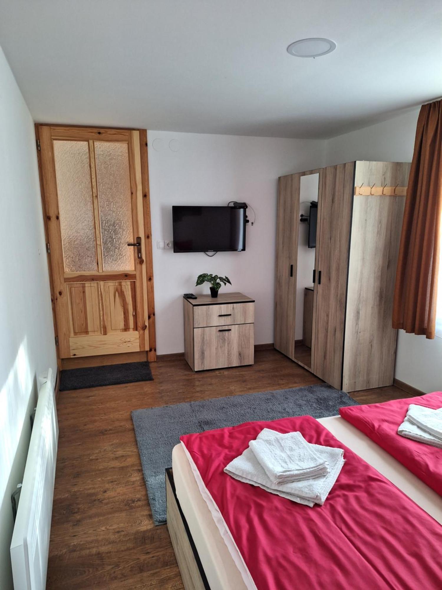 Zalan Vendeghaz Hotel Csaszartoltes Ngoại thất bức ảnh